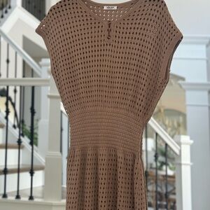 AOLRO Women’s Swim Coverup Crochet Short Sleeve V-Neck in Tan, Size Medium